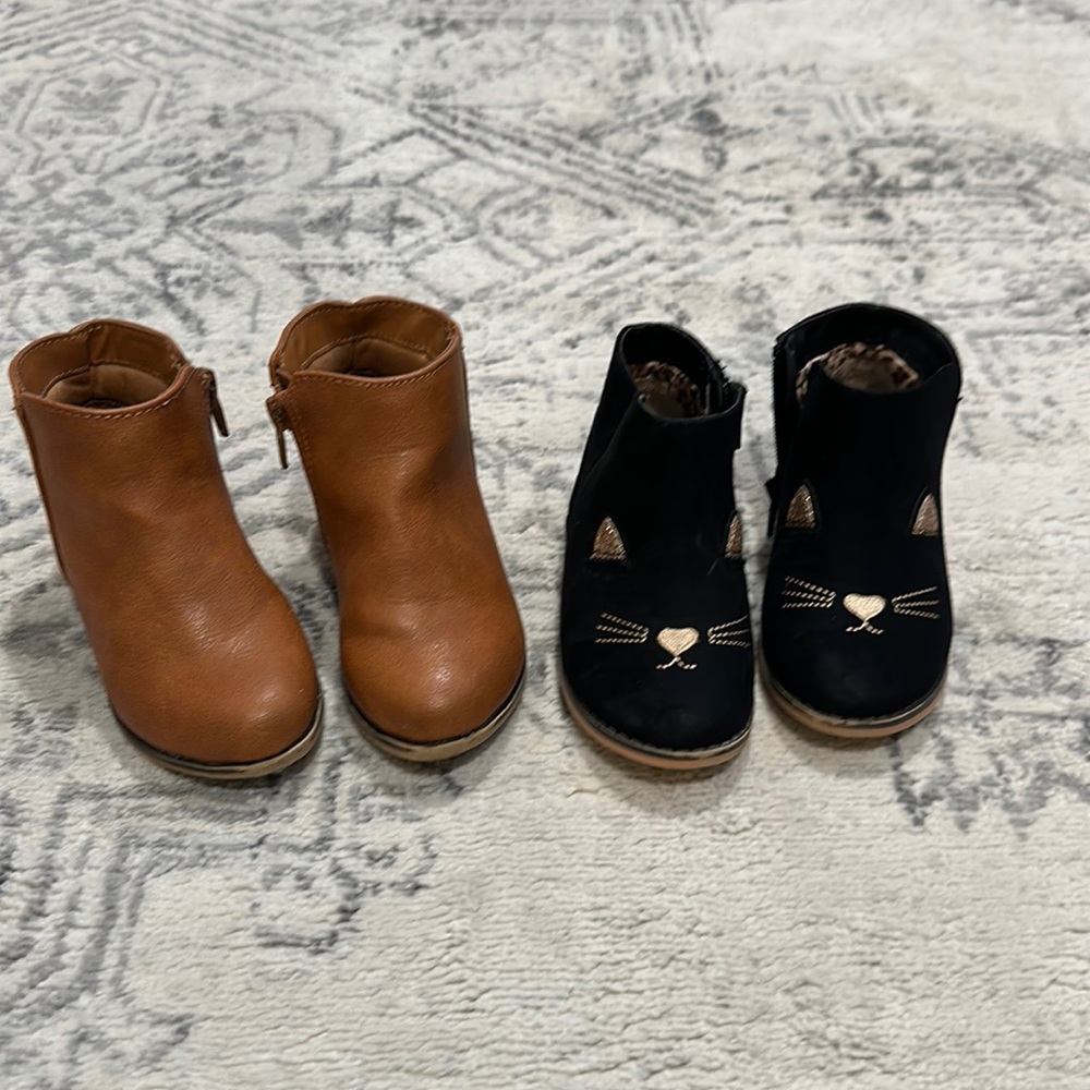 Barely worn size 8 toddler girls boots